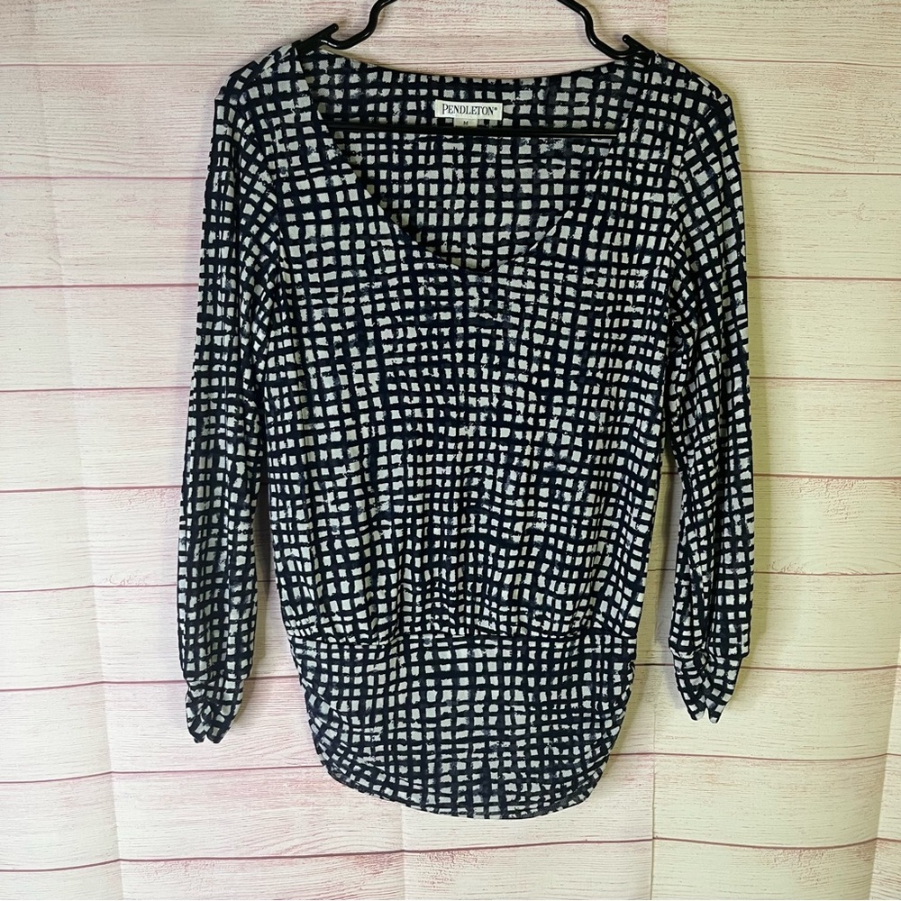 Pendleton 100% Nylon Black Navy Blue White Ruched Sides & Sleeves Top Medium